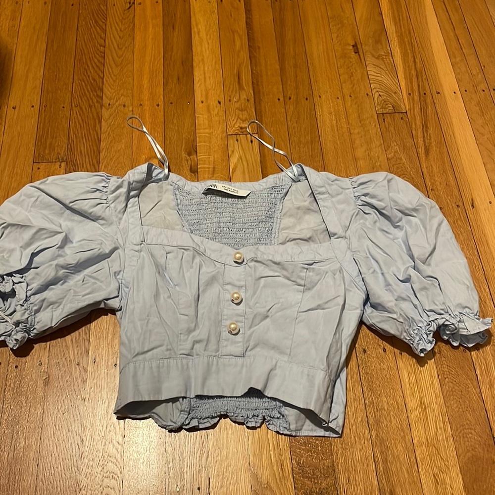 Cute blue Zara top
